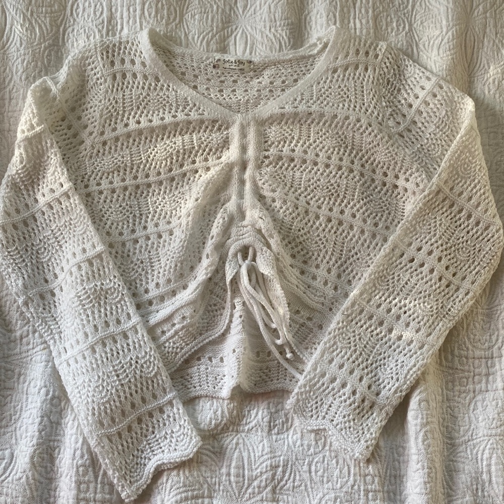 White crochet long sleeve